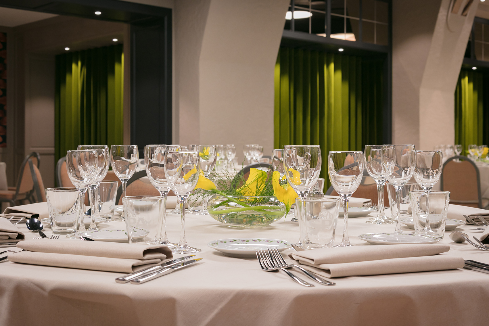 Gasthof Palace Feestzaal Gastronomie Restaurant Tearoom Kluisberg | Salles des fêtes Mont de l'Enclus